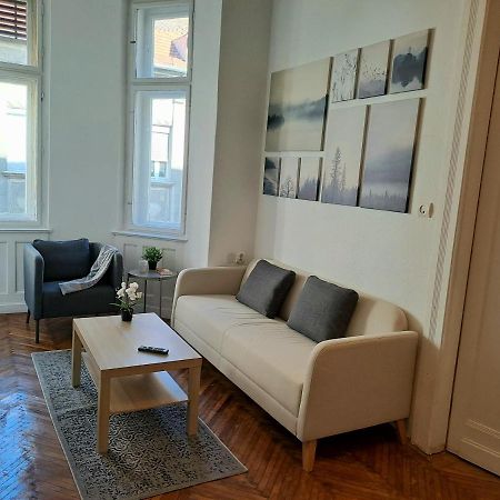 Emerald Apartment Budapest Ngoại thất bức ảnh